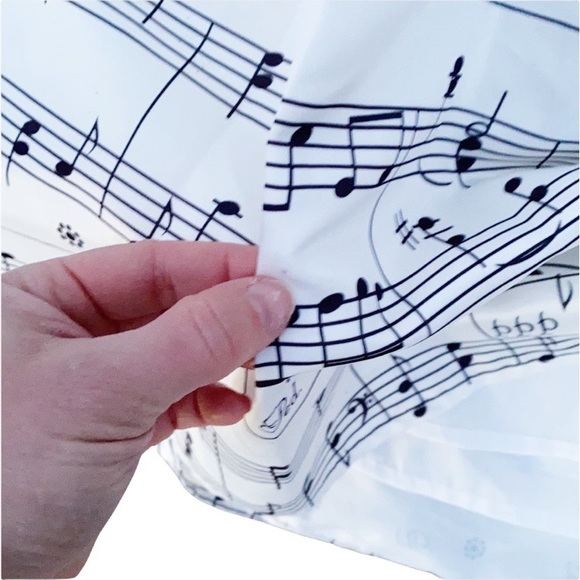 SOLD Chicwish music note skirt - Picture 4 of 5